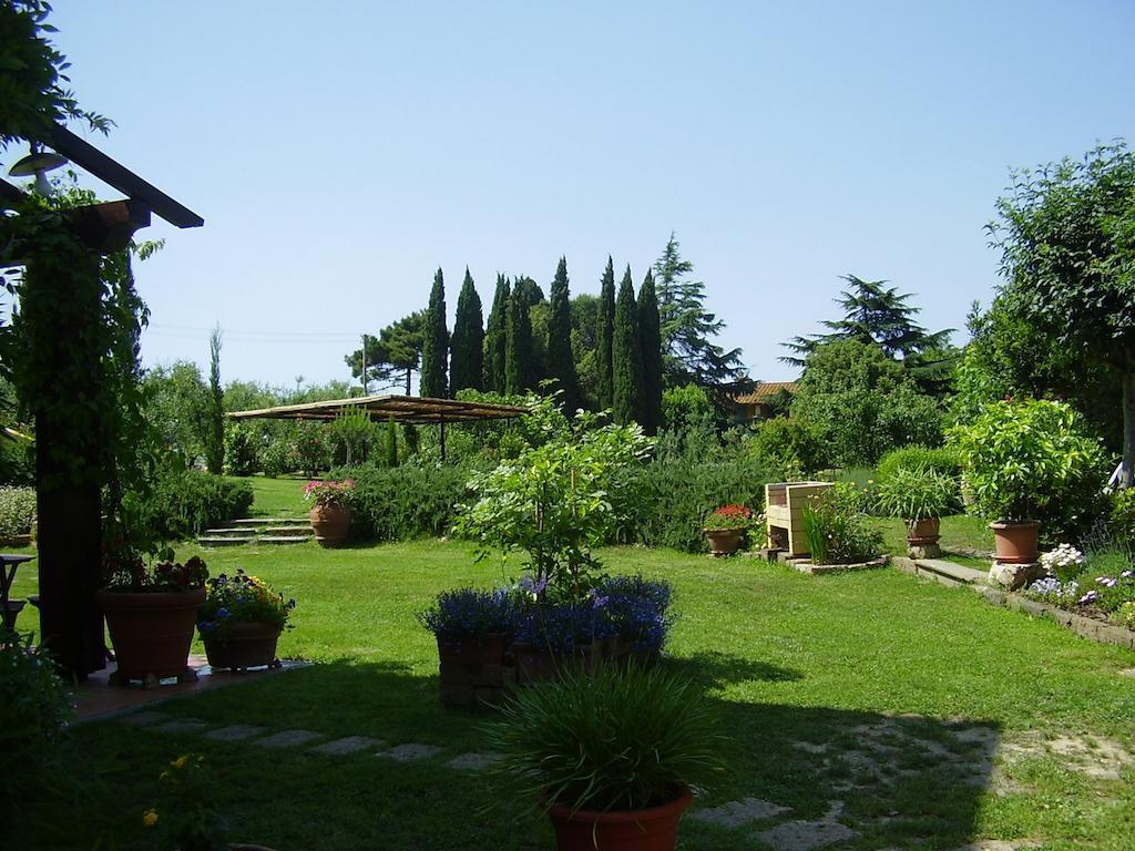 Tenuta Poggio Alla Farnia 파우글리아 외부 사진